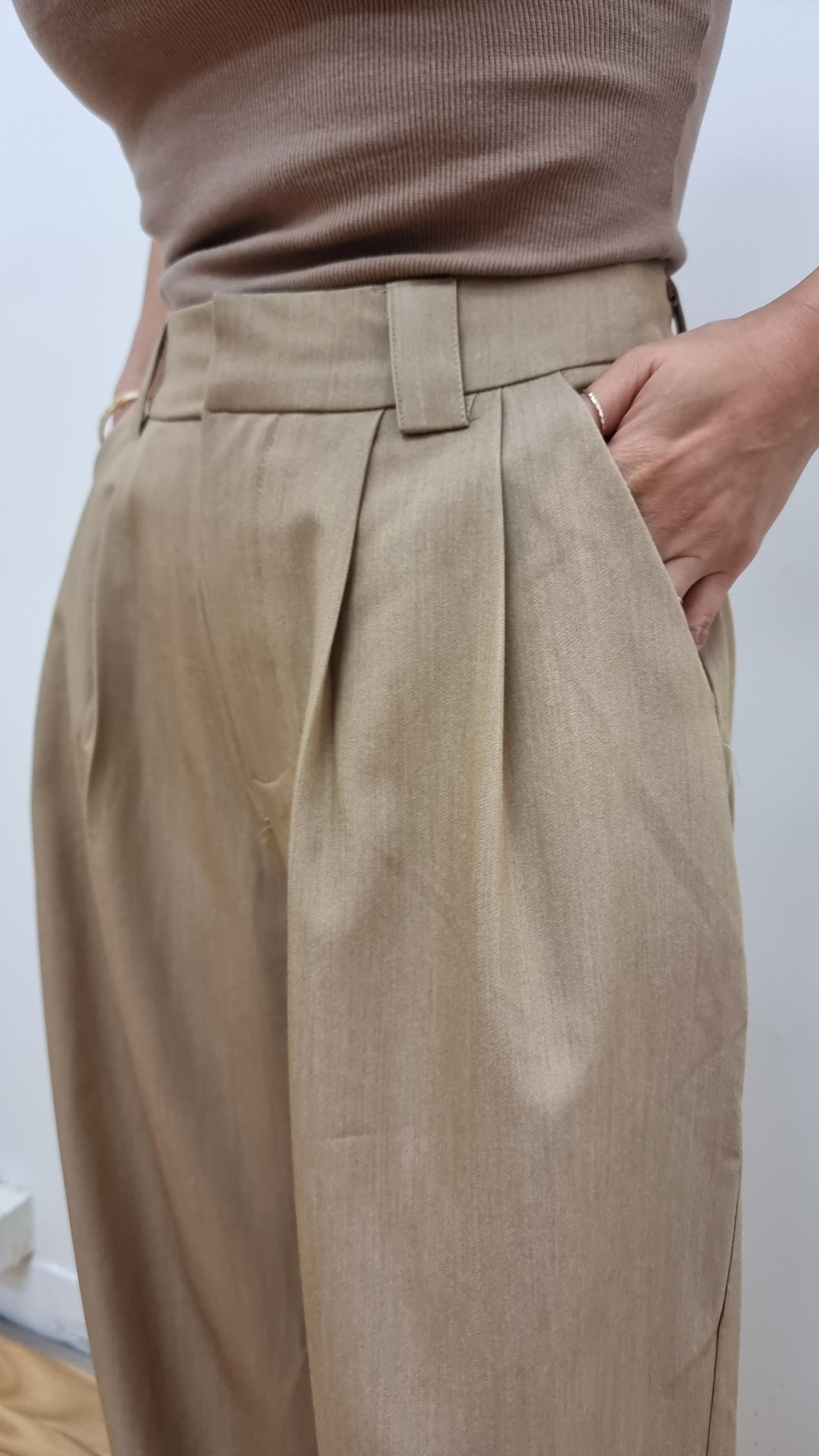 RETRO BEIGE PANTS