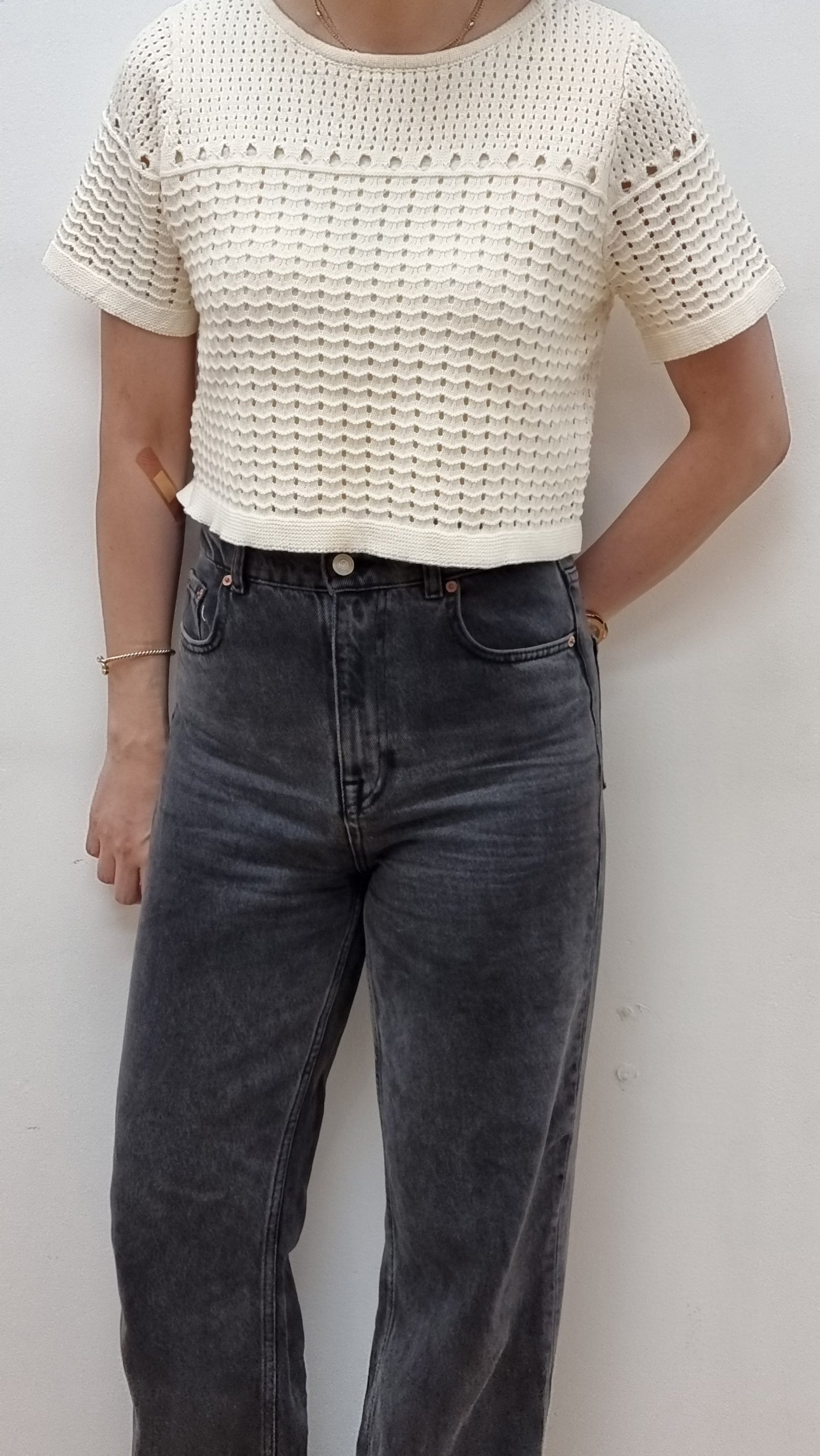 BANY CREAM CROP TOP